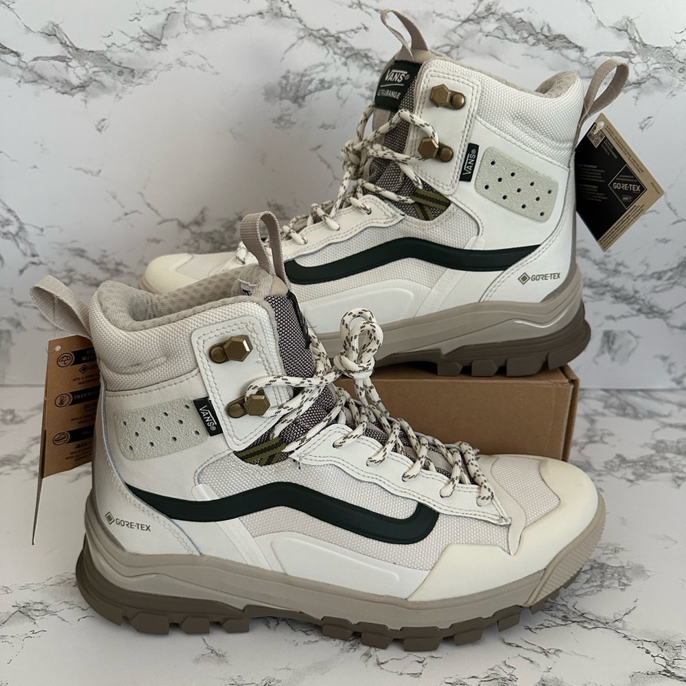Vans UltraRange EXO Hi Gore-Tex MTE-3 Hiking Trek Snow Boots Women’s Size 10